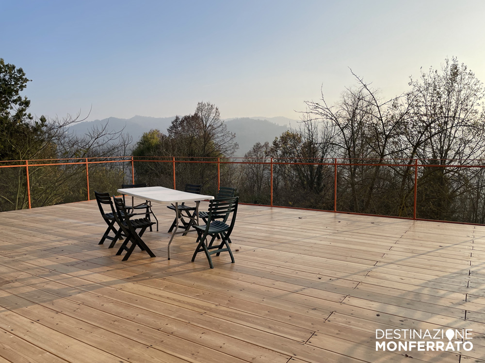 La Fabbrica nel Bosco, terrazza panoramica - Destinazione Monferrato